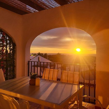 Casa Sunrise - Costa Blanca House With Rooftop, Swimming Pools And Panoramic Sea And Calpe Views Exterior photo