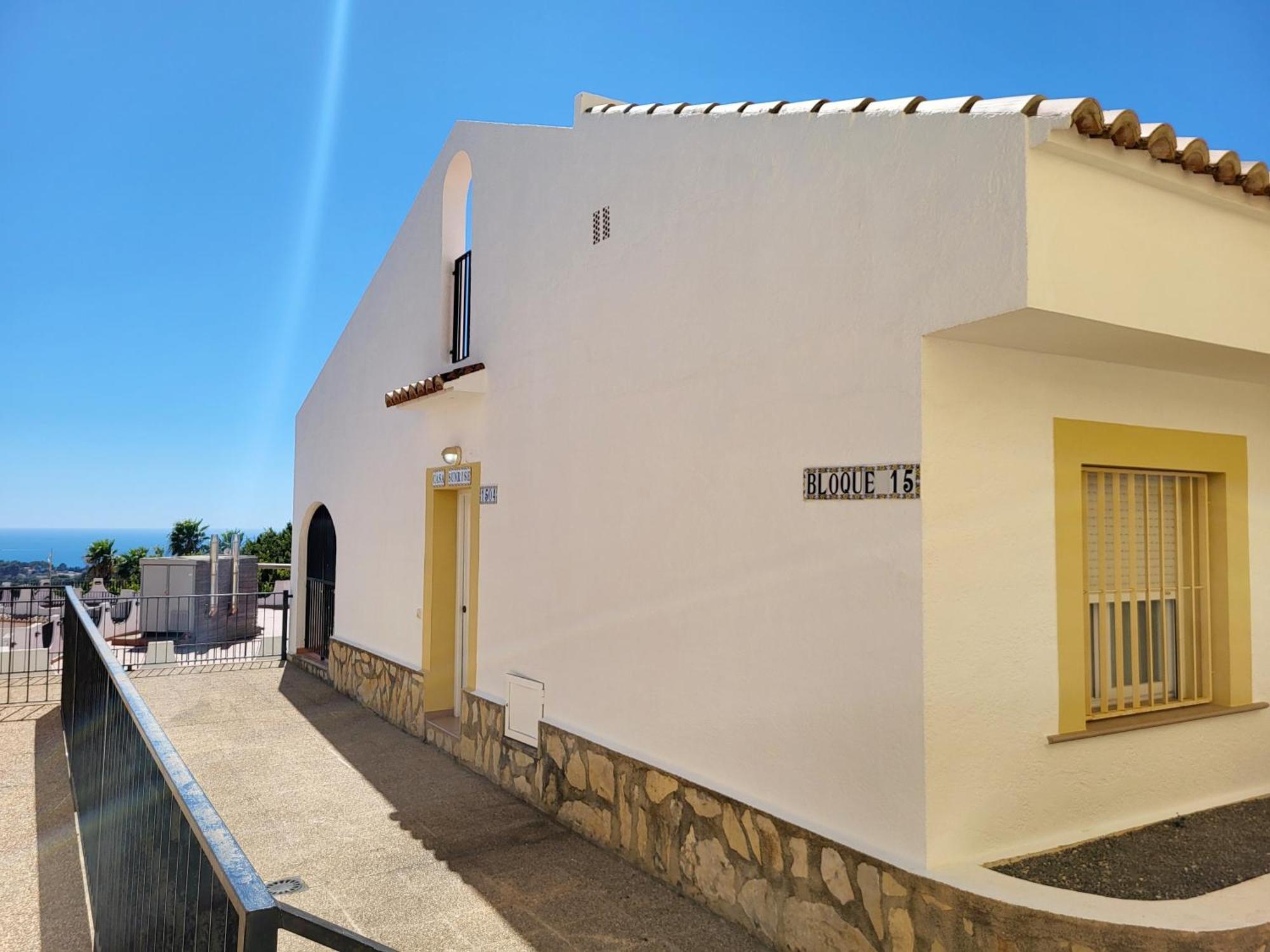 Casa Sunrise - Costa Blanca House With Rooftop, Swimming Pools And Panoramic Sea And Calpe Views Exterior photo