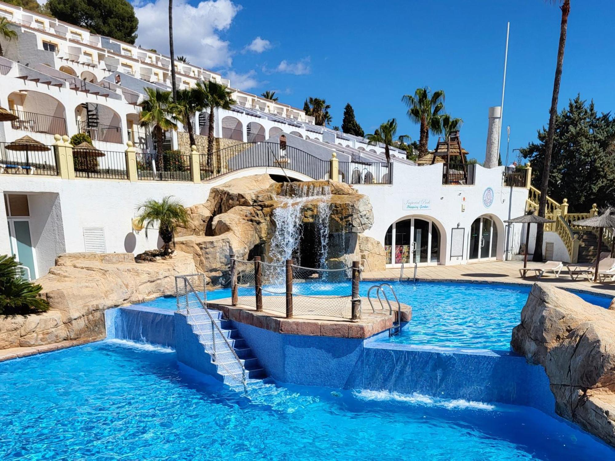 Casa Sunrise - Costa Blanca House With Rooftop, Swimming Pools And Panoramic Sea And Calpe Views Exterior photo