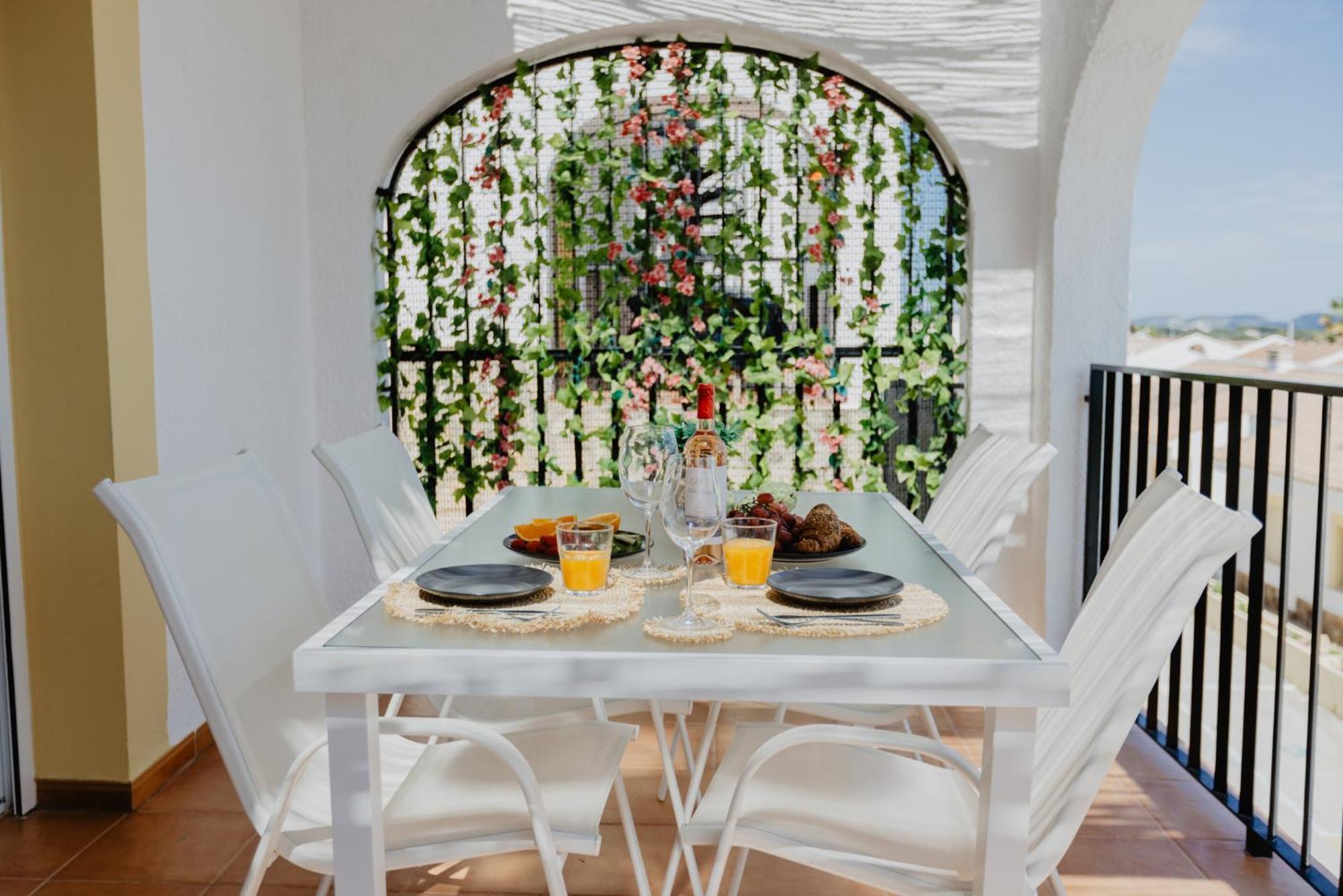 Casa Sunrise - Costa Blanca House With Rooftop, Swimming Pools And Panoramic Sea And Calpe Views Exterior photo